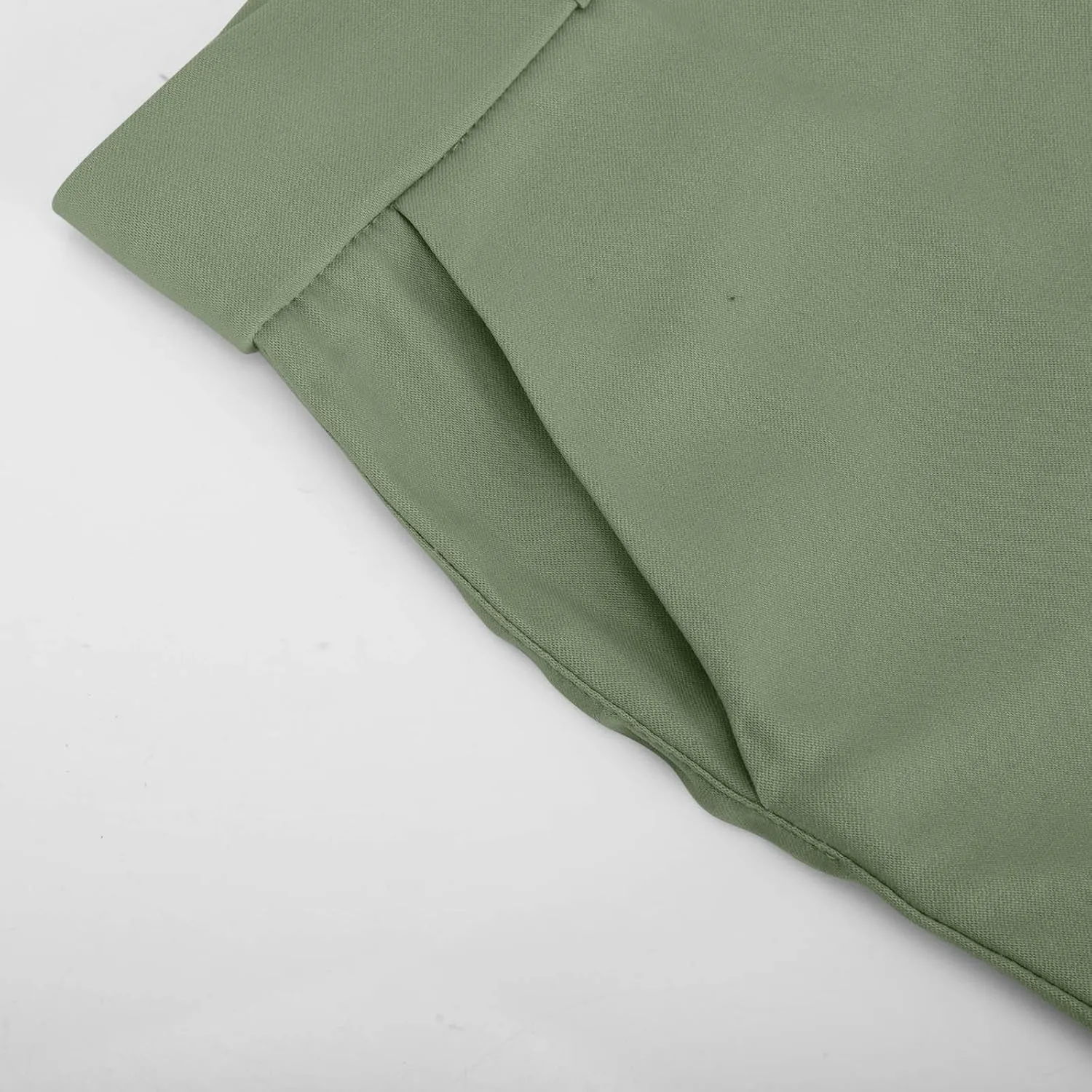 hlysgo Women Stretch Twill Shorts 2024 Summer Casual Slim Fit Hiking Shorts with Pockets High Waisted Pull On Chino Shorts