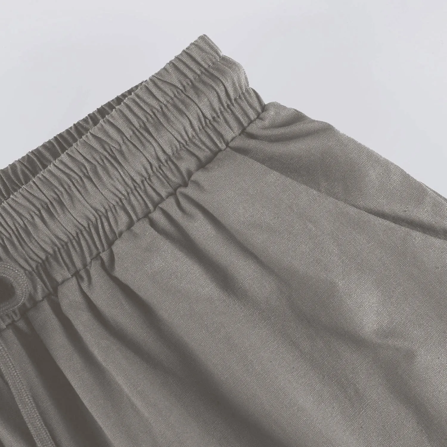 Linen Bermuda Shorts for Women Knee Length Elastic Waist Casual Shorts Loose Fit Comfy Linen Beach Pants with Pockets
