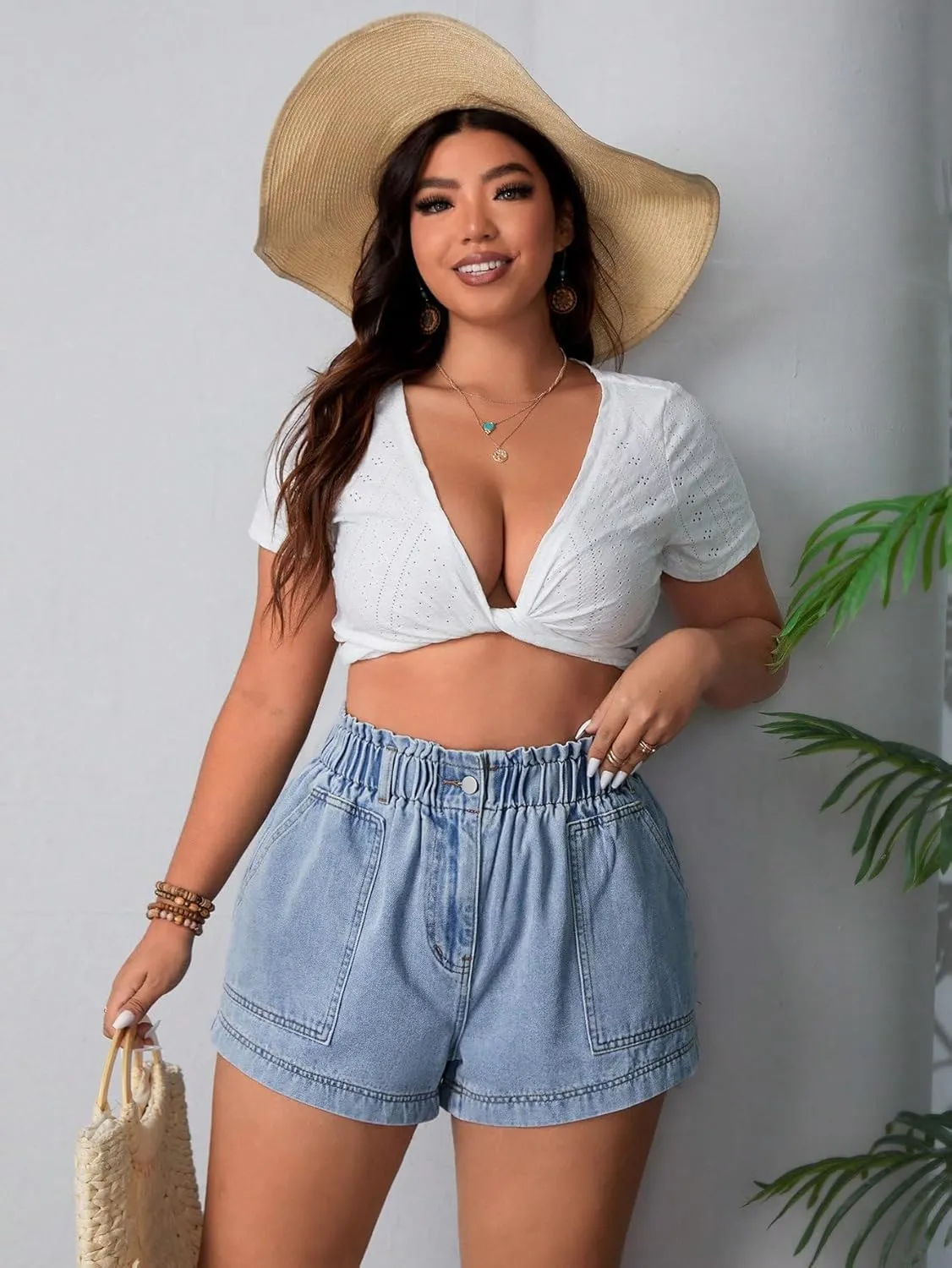 SOLY HUX Women's Plus Size Elastic High Waisted Jean Shorts Casual Stretchy Denim Shorts with Pockets