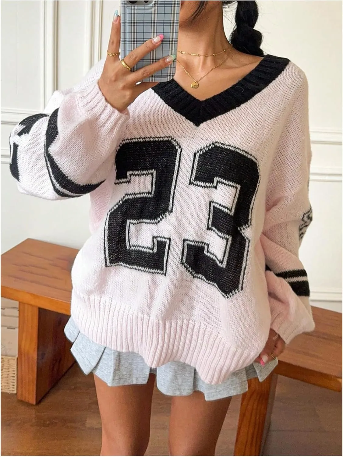SOLY HUX Women's Y2k Oversized Sweater Number Graphic V Neck Drop Shoulder Long Sleeve Pullover Tops