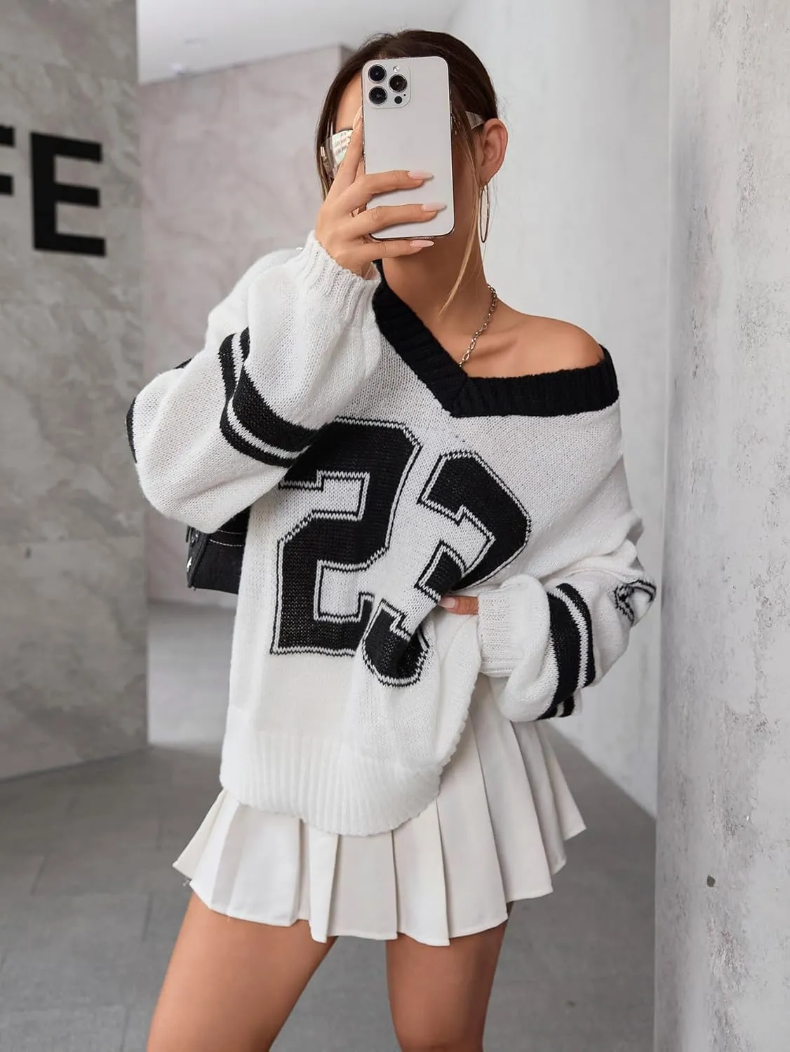 SOLY HUX Women's Y2k Oversized Sweater Number Graphic V Neck Drop Shoulder Long Sleeve Pullover Tops