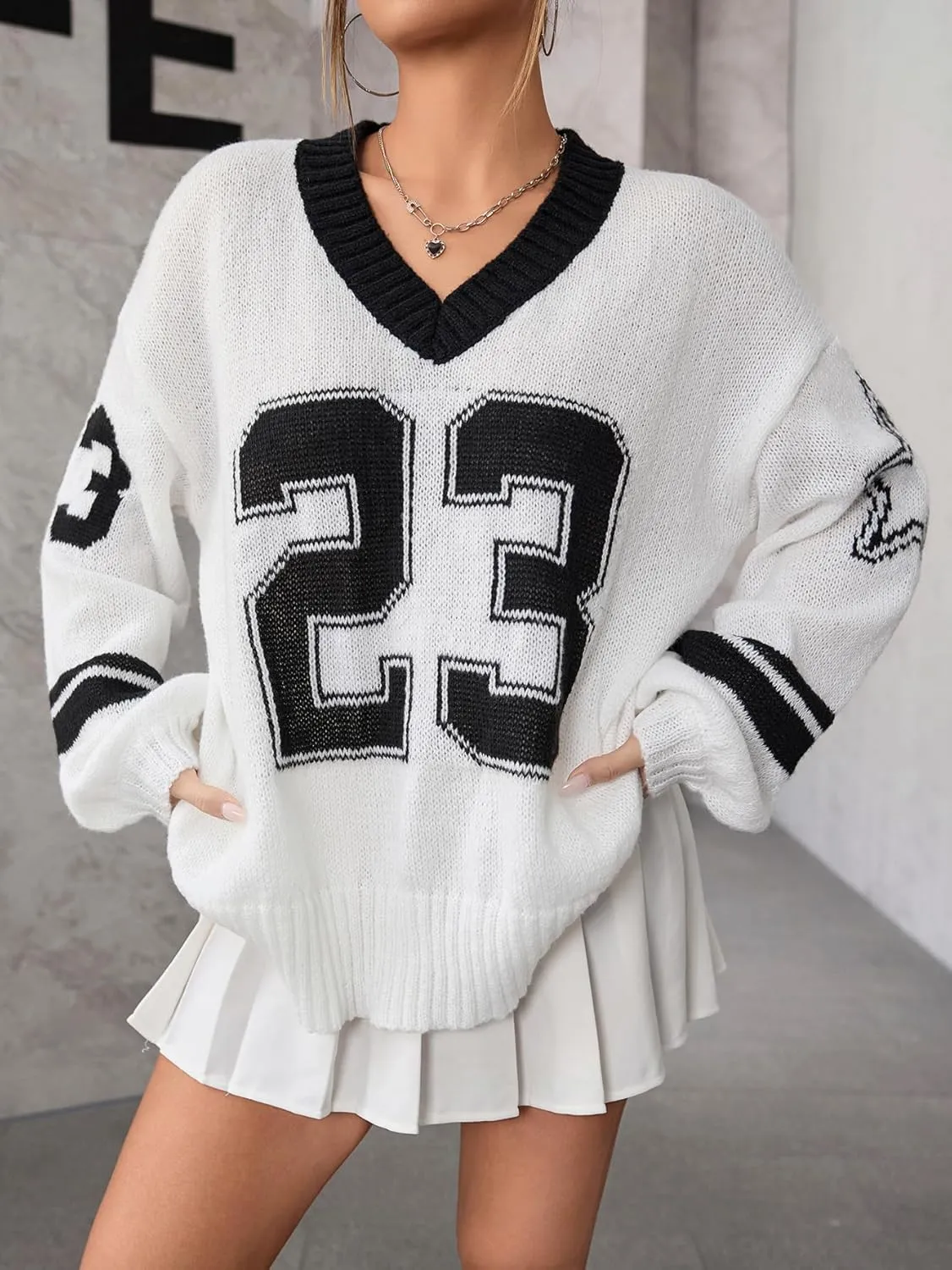 SOLY HUX Women's Y2k Oversized Sweater Number Graphic V Neck Drop Shoulder Long Sleeve Pullover Tops