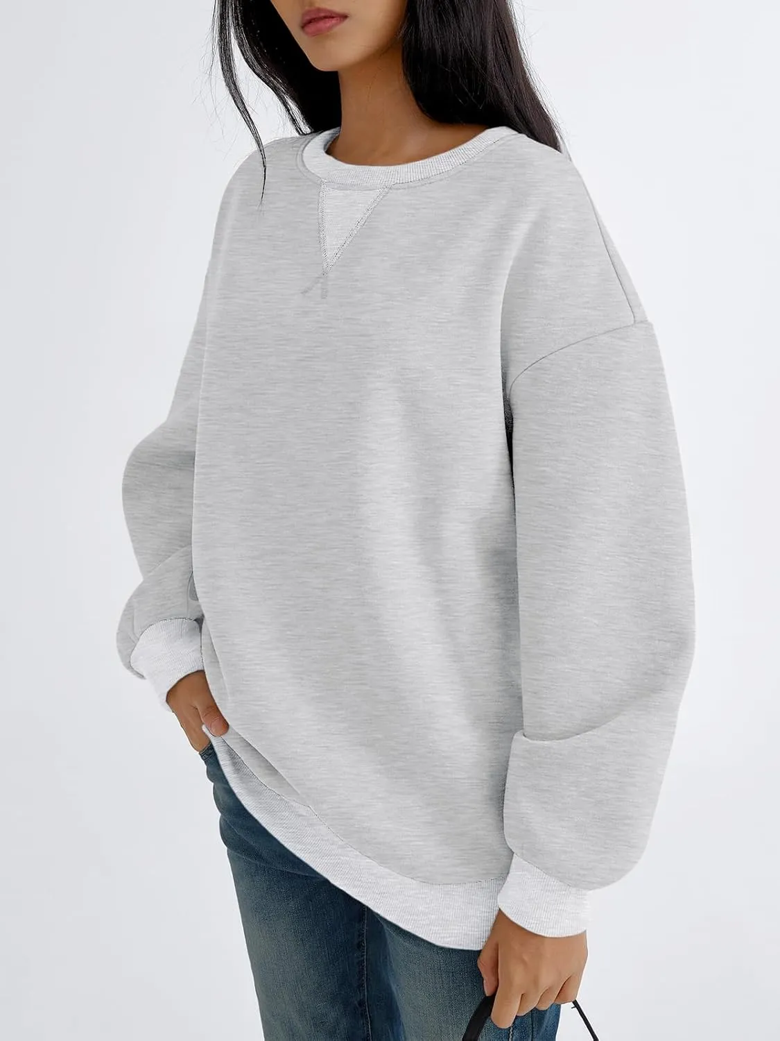 Trendy Queen Women's Oversized Color Block Fleeced Crewneck Sweatshirt
